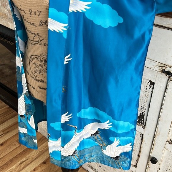 Vintage Marukyo Tokyo turquoise blue w cranes kimono robe - Picture 5 of 16